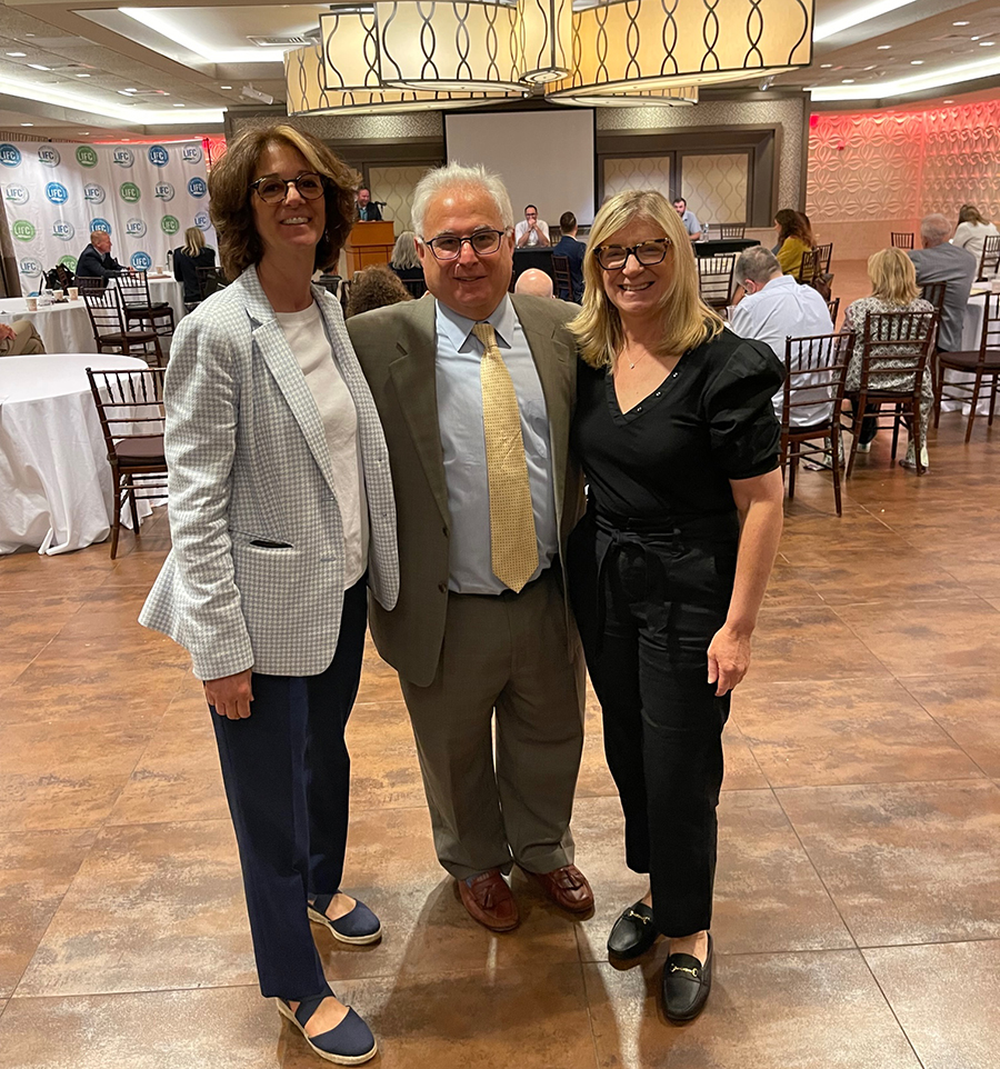 IMG_6120-cpr Michael and Elise Tucker with Randi Shubin Dresner